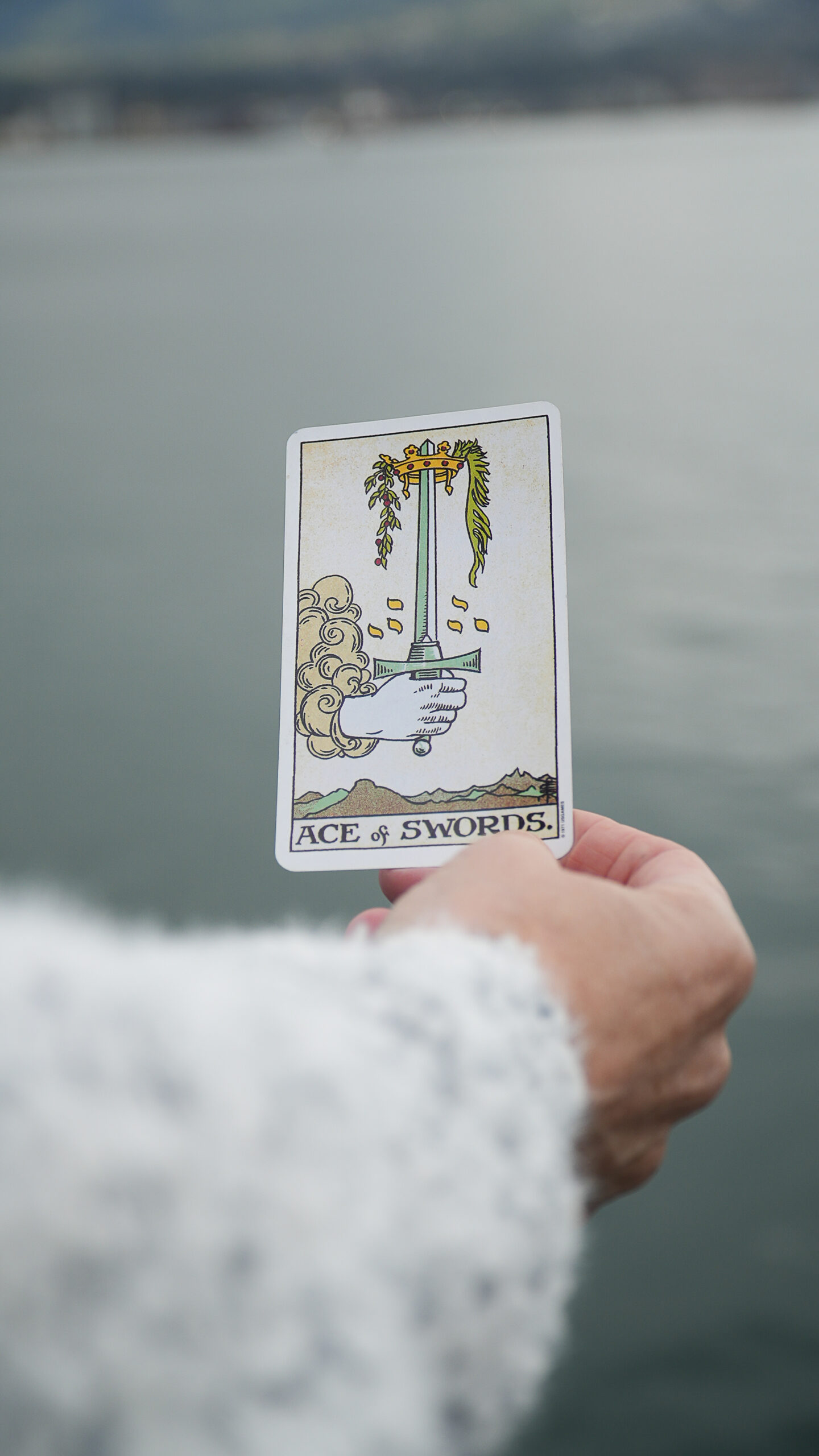 Ace of Sword Tarot Card